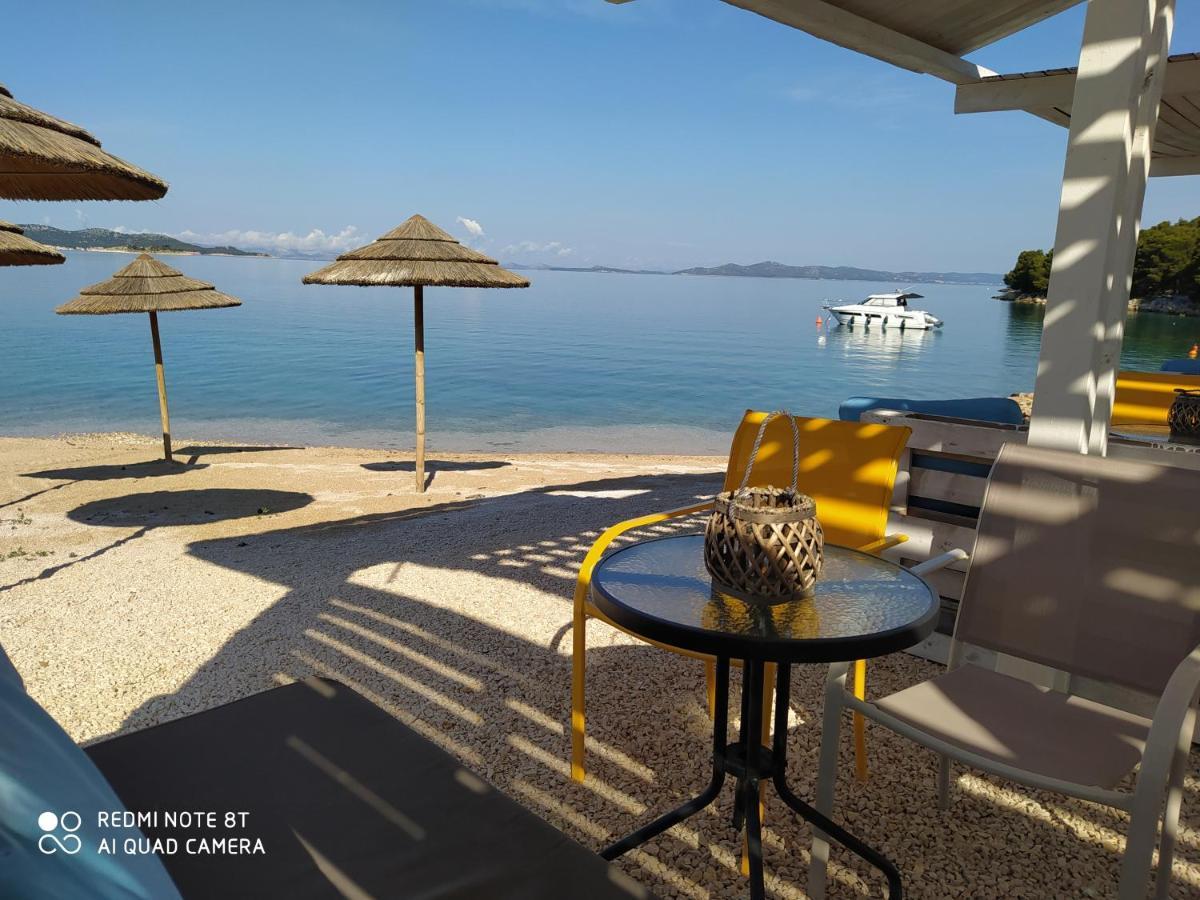 Villa On The Beach Pakoštane Exterior foto